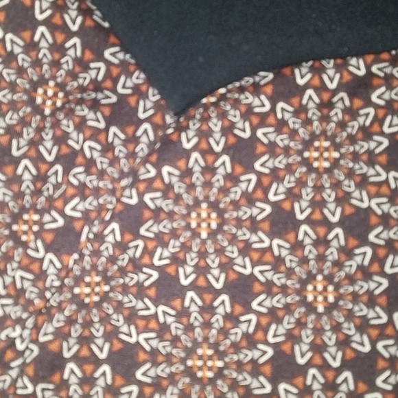 LulaRoe Randy Baseball Tee - Picture 13 of 13